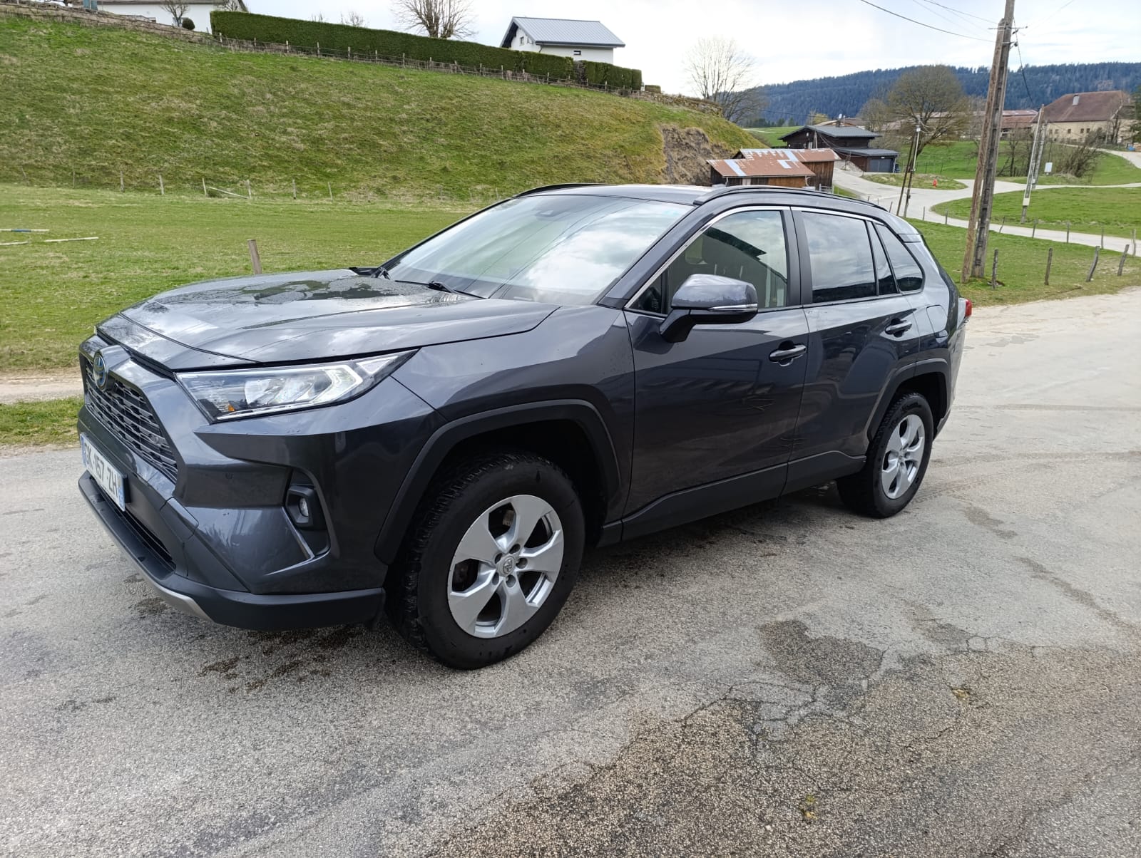 TOYOTA RAV4 HYBRIDE